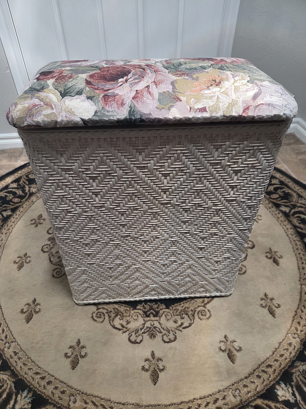 Wicker Storage Haper with Floral Cushion Top